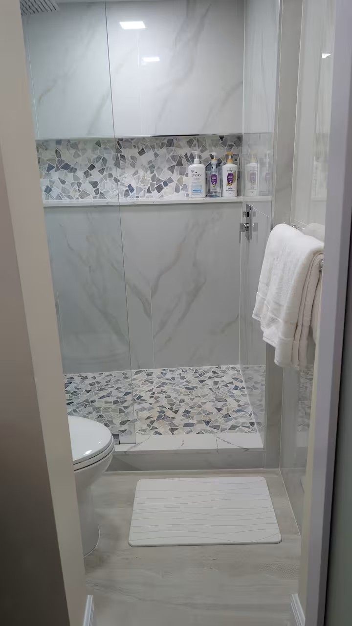 Unit 322 — view 2