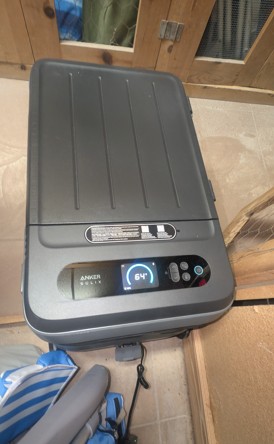 Anker SOLIX EverFrost cooler display